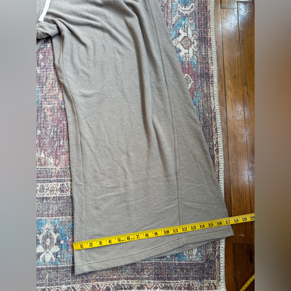 Aerie Large Wide leg Women's Tan Lounge Pants with pockets and drawstring - Picture 10 of 12